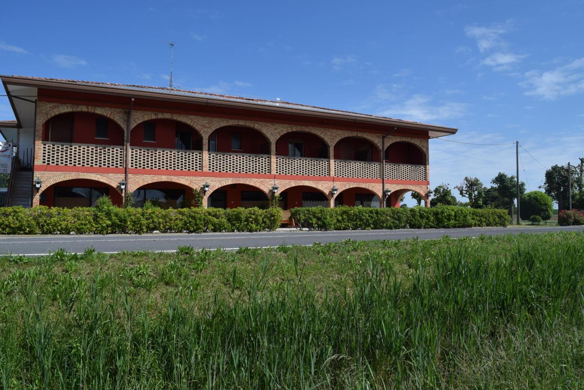 Brussa 340 Hotel Kültér fotó